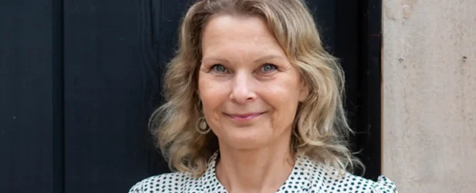 Henrike Fröchling von YogaEasy