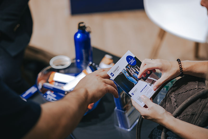 hansefit_partner_onboarding Detailaufnahme der Unterlagen und GiveAways zum Onboarding bei Hansefit