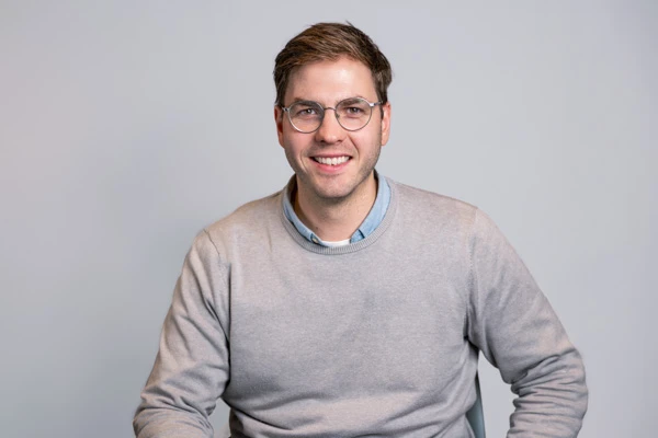 Portraitbild von Lars Hülsmann